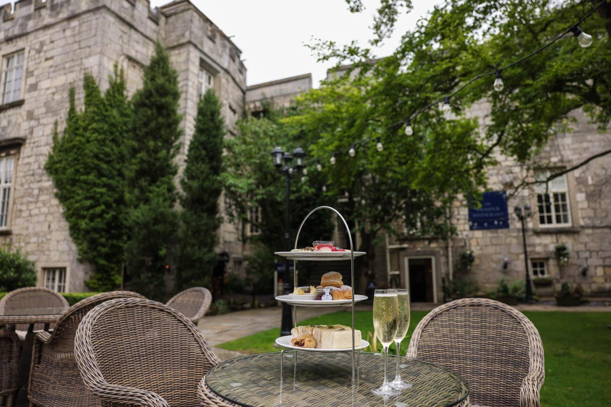 Hazlewood Castle & Spa Tadcaster Exterior photo