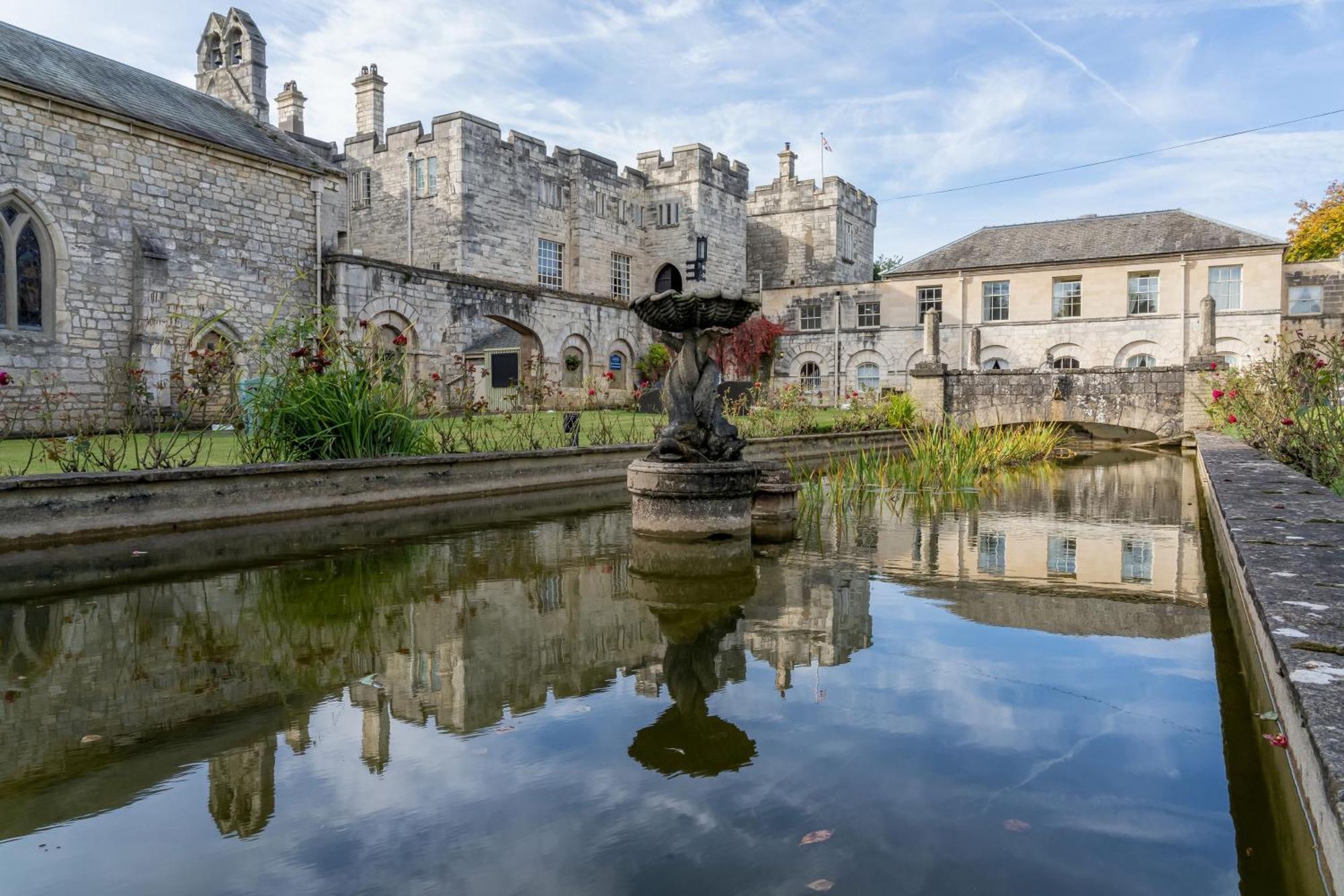 Hazlewood Castle & Spa Tadcaster Exterior photo