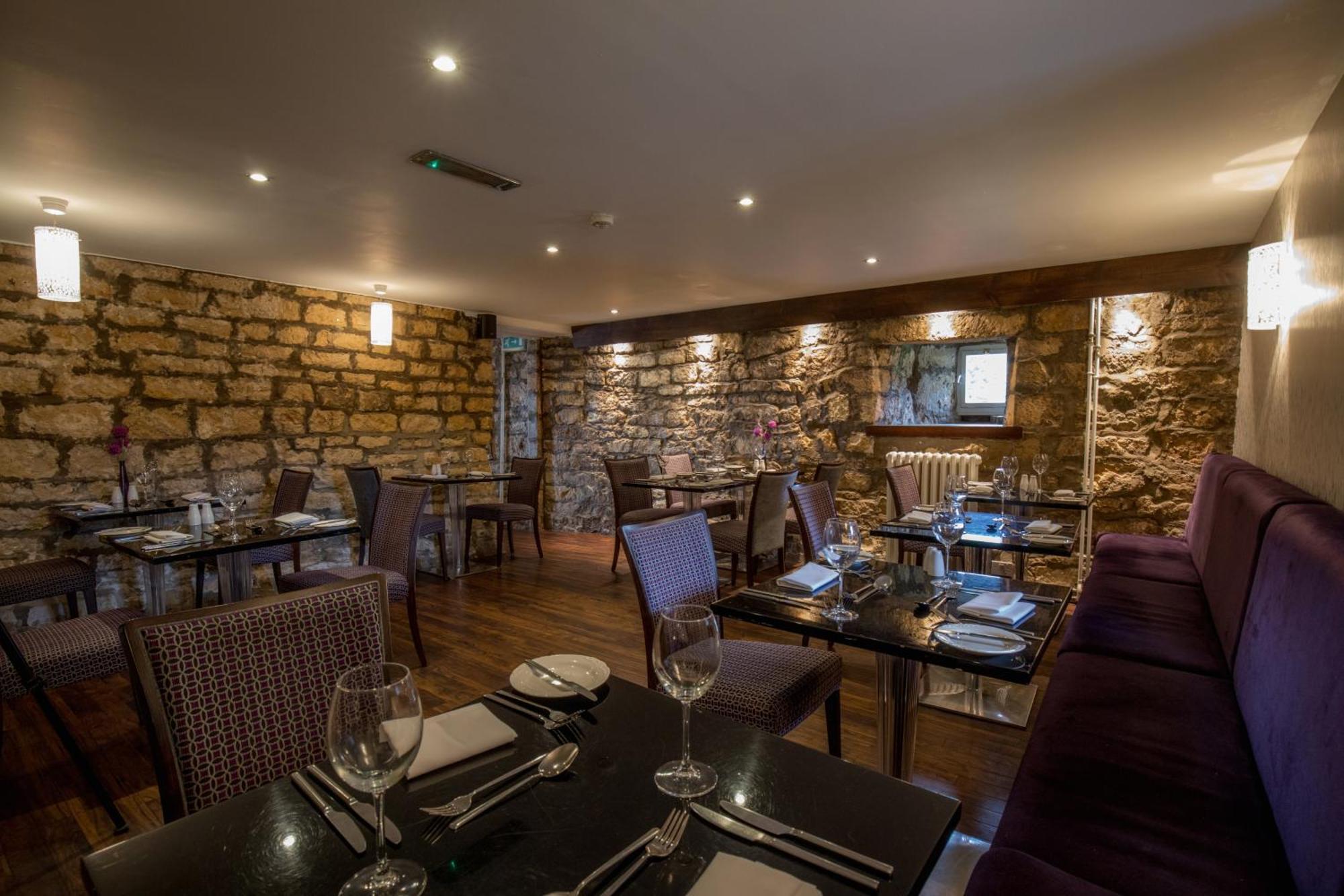 Hazlewood Castle & Spa Tadcaster Exterior photo