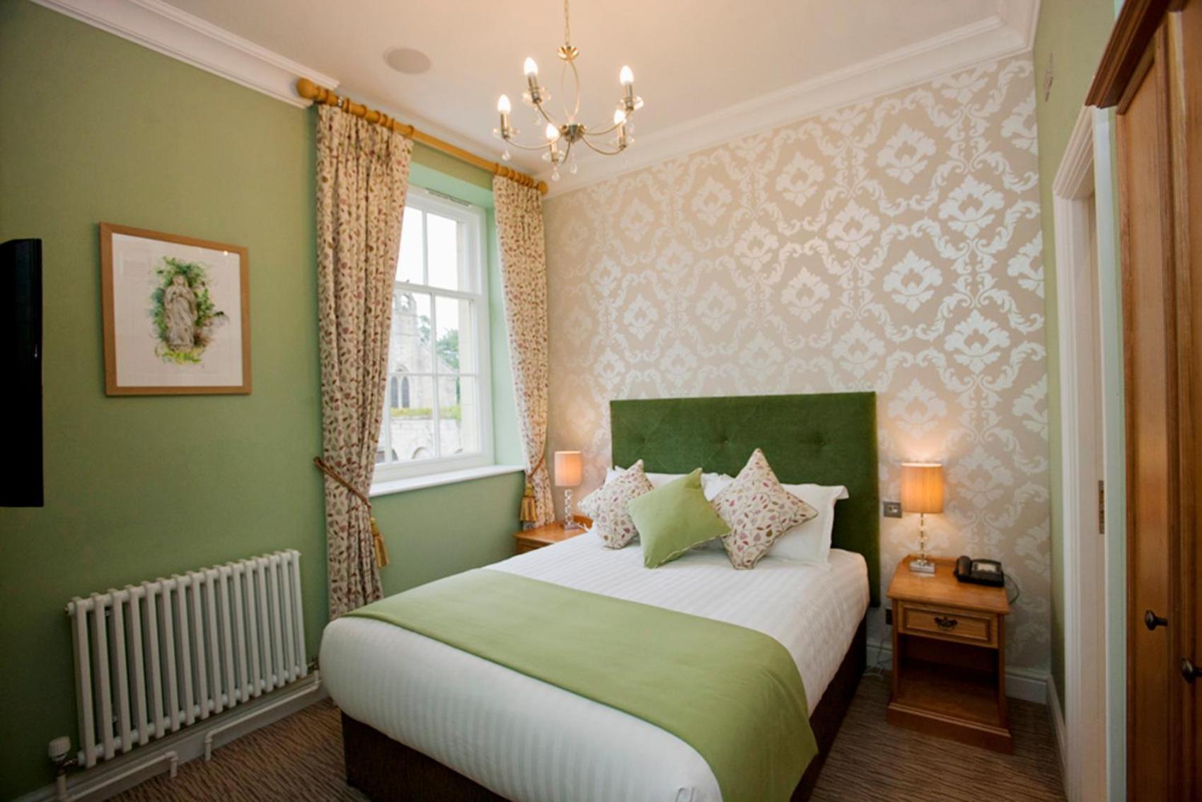 Hazlewood Castle & Spa Tadcaster Exterior photo